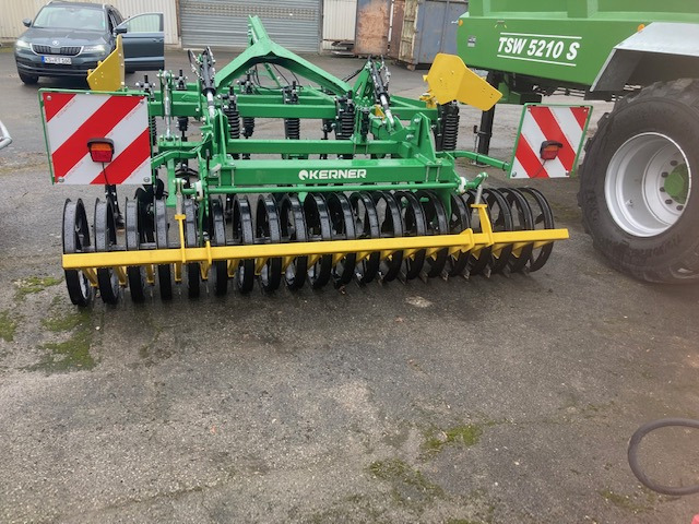Kerner Sternradgrubber Corona 300 - Cultivator: Foto 2 Kerner Sternradgrubber Corona 300 - Cultivator: Foto 2