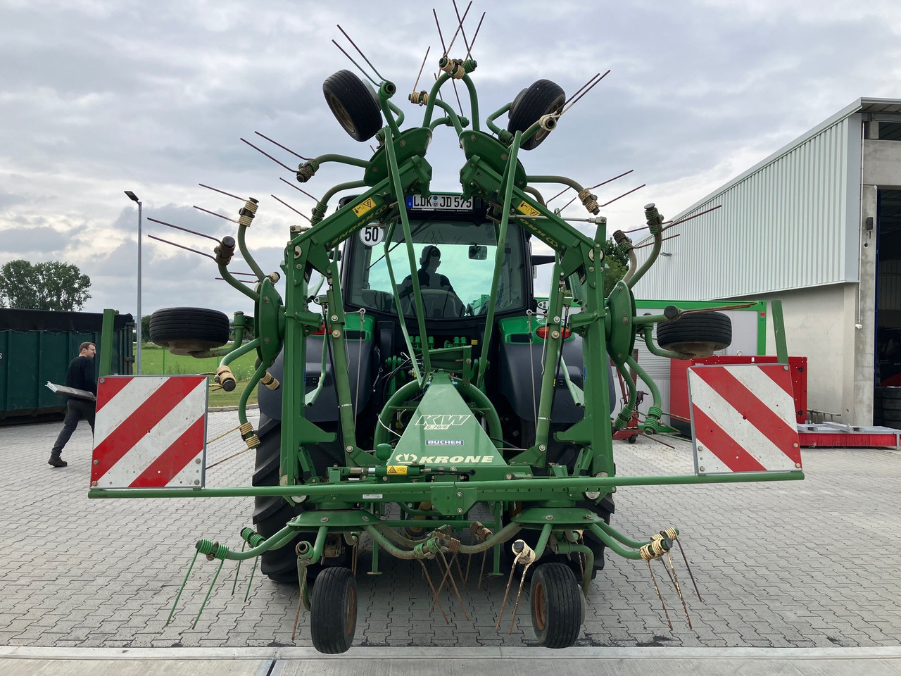 Krone KW 6.70/6 - Maşină de întors fânul: Foto 1 Krone KW 6.70/6 - Maşină de întors fânul: Foto 1