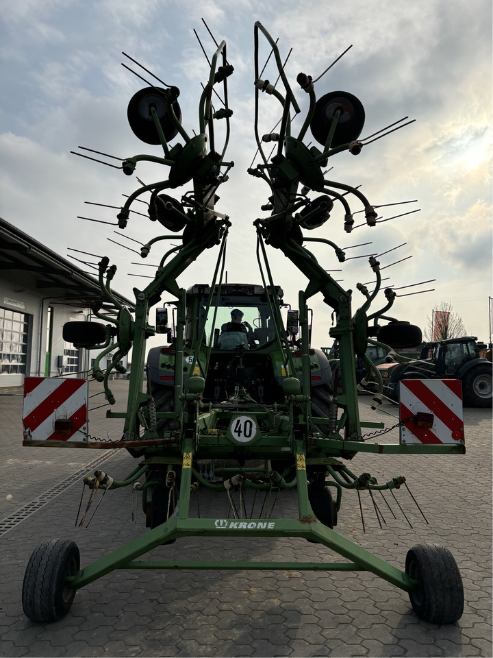 Maşină de întors fânul Krone KWT 10.50 / 8 x 7 Heuwender: Foto 7