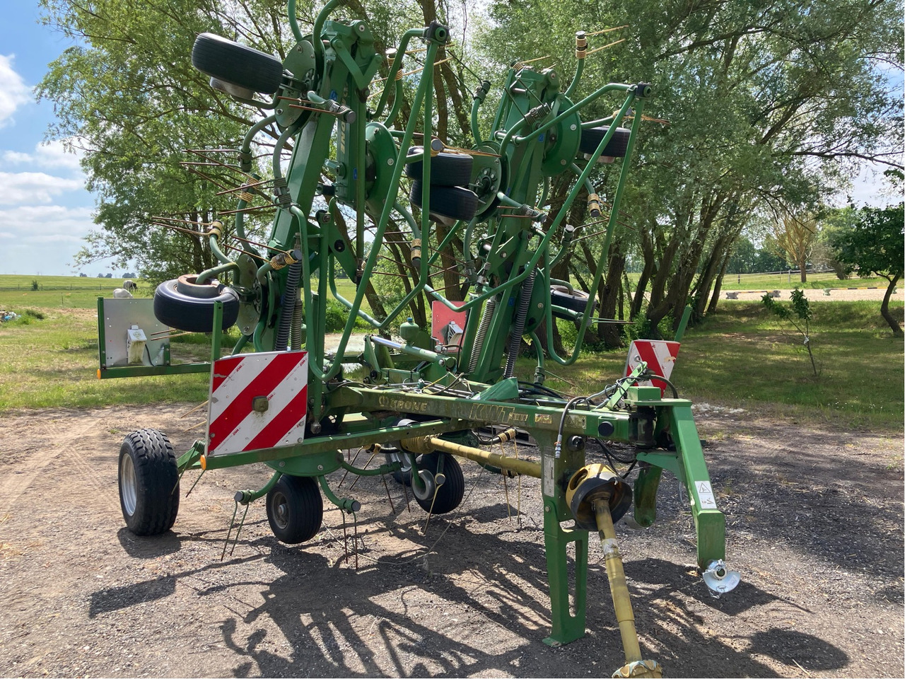 Krone KWT 8.82/8 - Maşină de întors fânul: Foto 3 Krone KWT 8.82/8 - Maşină de întors fânul: Foto 3