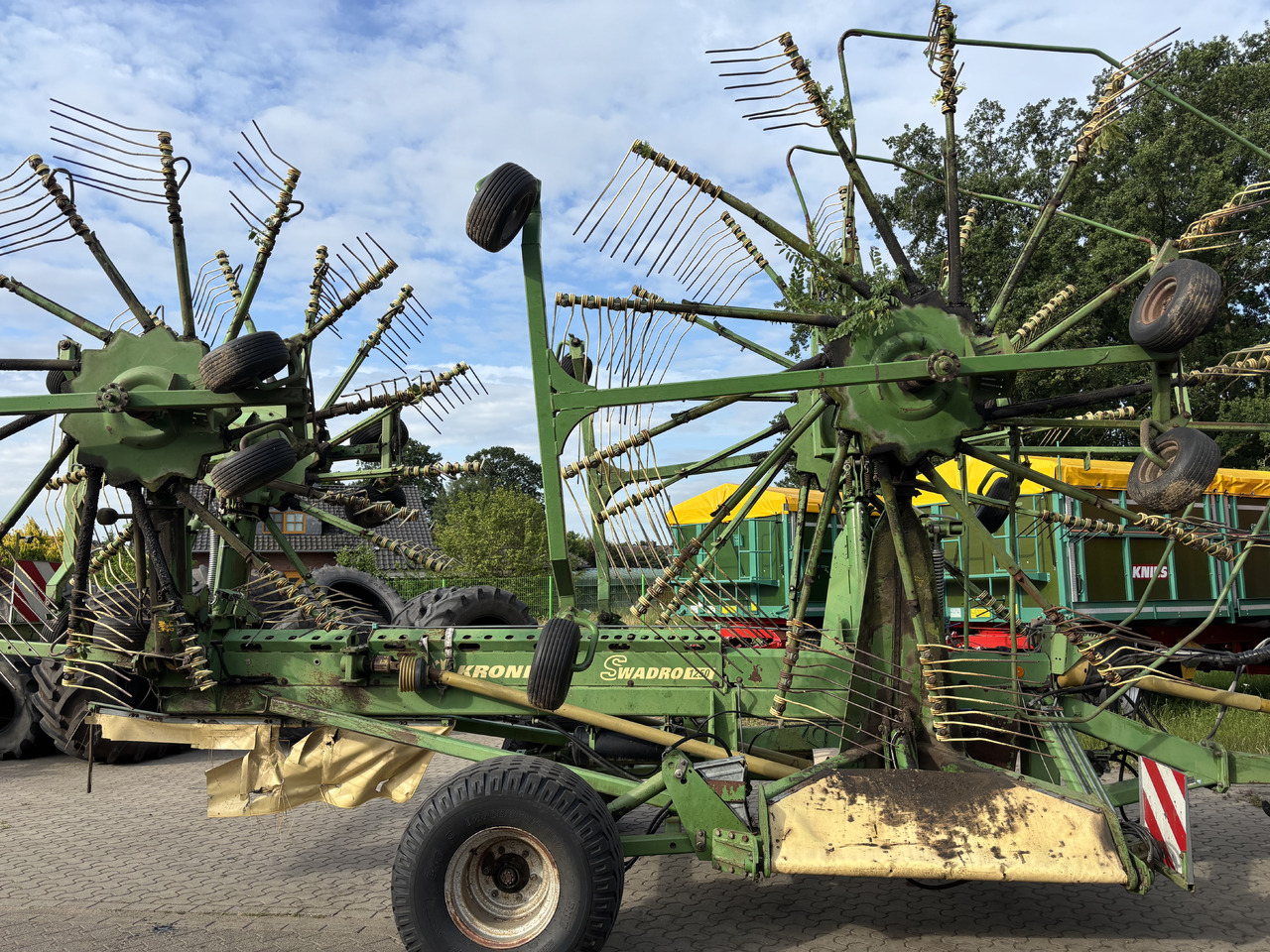 Krone Swadro Serie - Maşină de întors fânul: Foto 1 Krone Swadro Serie - Maşină de întors fânul: Foto 1