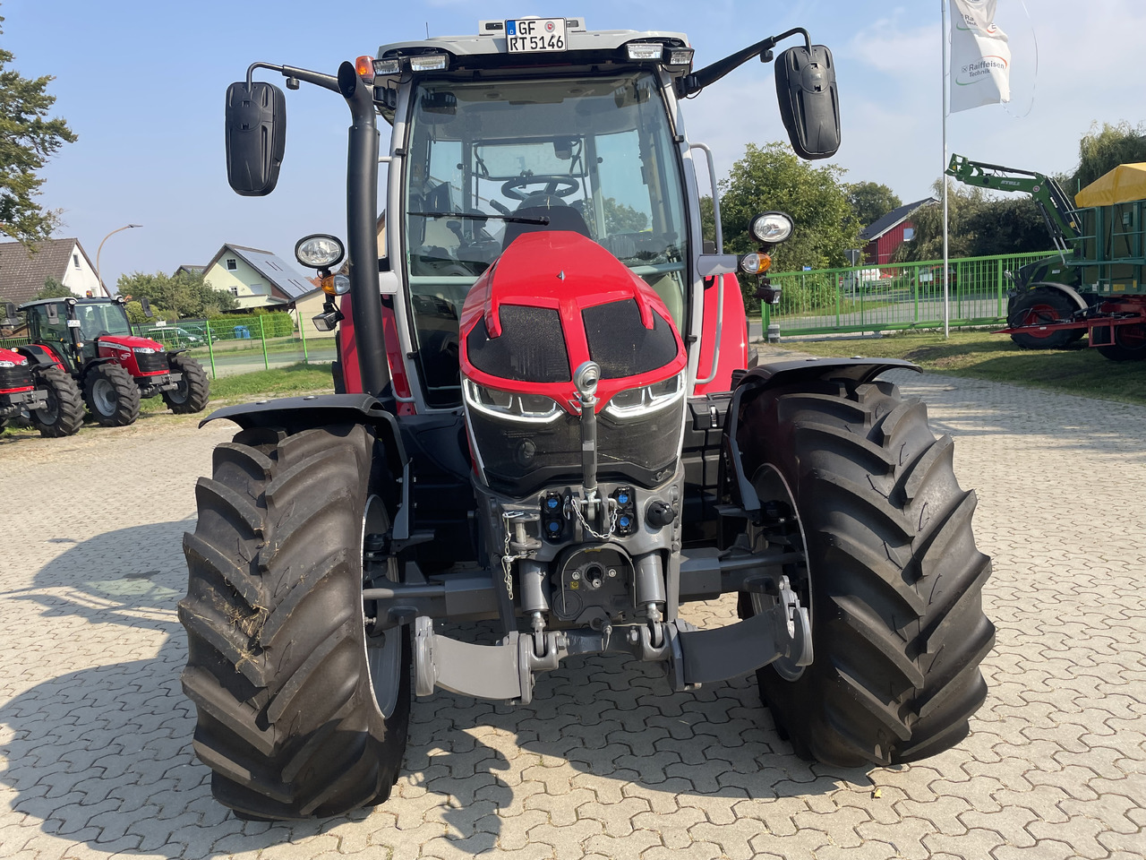 Massey Ferguson 5S.145 Dyna-6 Exclusive - Tractor agricol: Foto 3 Massey Ferguson 5S.145 Dyna-6 Exclusive - Tractor agricol: Foto 3