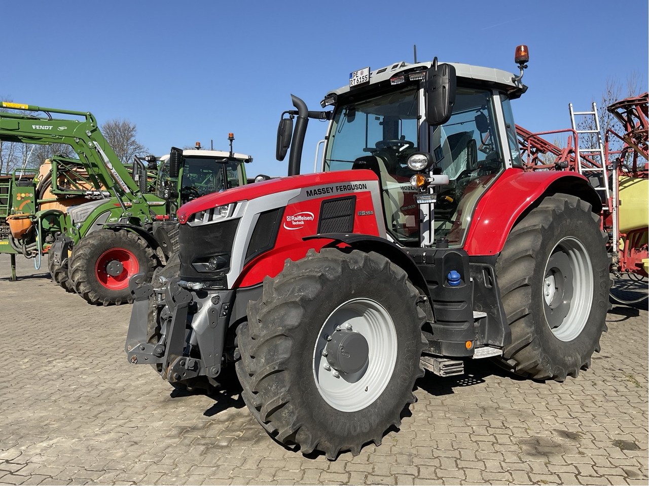 Massey Ferguson 6S.155 Dyna-VT EXCLUSIVE - Tractor agricol: Foto 1 Massey Ferguson 6S.155 Dyna-VT EXCLUSIVE - Tractor agricol: Foto 1