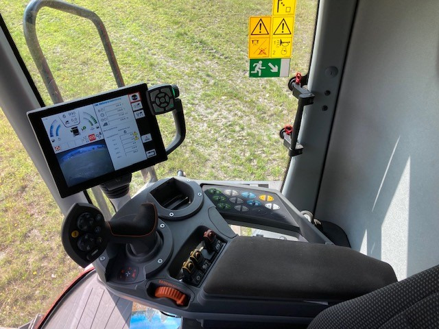 Massey Ferguson 7370 Beta - Combină de recoltat cereale: Foto 2 Massey Ferguson 7370 Beta - Combină de recoltat cereale: Foto 2