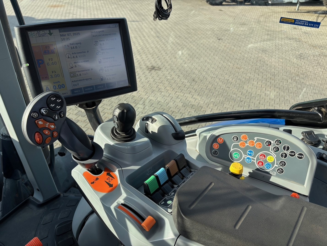 New Holland T 7.270 AC - Tractor agricol: Foto 3 New Holland T 7.270 AC - Tractor agricol: Foto 3