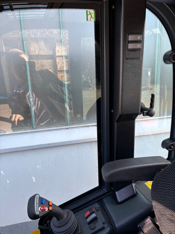 Schäffer Hoflader 23e - Încărcător frontal pe pneuri: Foto 3 Schäffer Hoflader 23e - Încărcător frontal pe pneuri: Foto 3