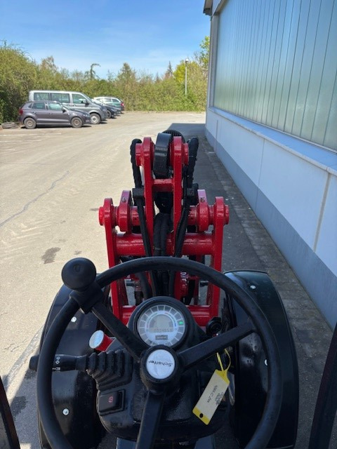 Schäffer Hoflader 2630 - Încărcător frontal pe pneuri: Foto 5 Schäffer Hoflader 2630 - Încărcător frontal pe pneuri: Foto 5