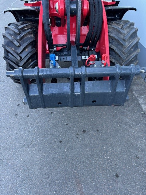 Schäffer Radlader 5680 Z - Încărcător frontal pe pneuri: Foto 2 Schäffer Radlader 5680 Z - Încărcător frontal pe pneuri: Foto 2