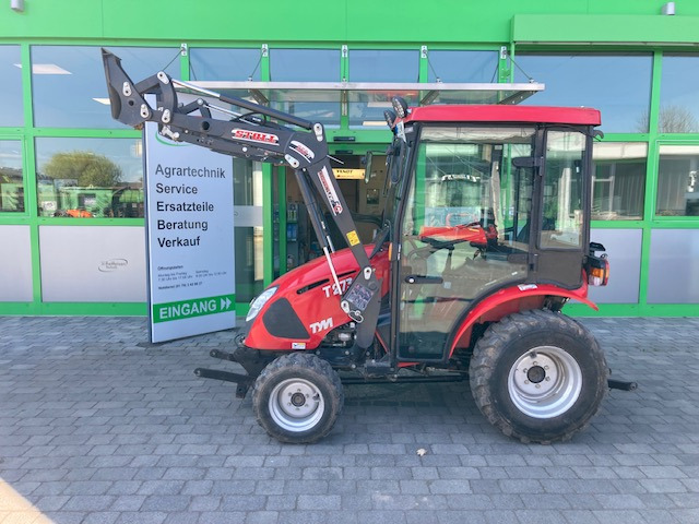 TYM T 273 HST - Tractor agricol: Foto 1 TYM T 273 HST - Tractor agricol: Foto 1