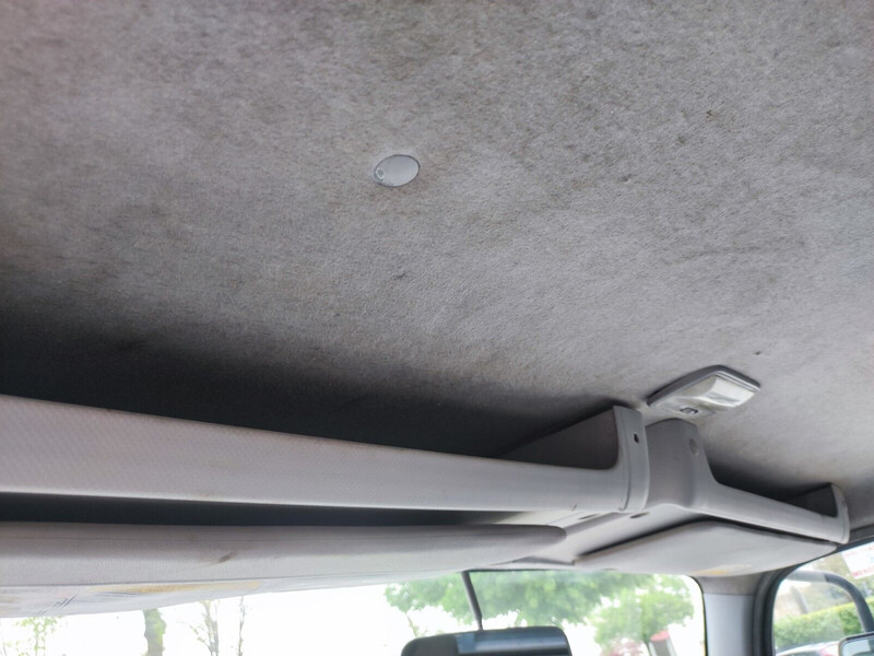 Isuzu 1815 mm - Cabină și interior pentru Camion: Foto 2 Isuzu 1815 mm - Cabină și interior pentru Camion: Foto 2