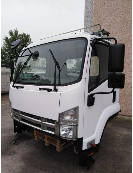 Isuzu FRR Euro 5 - Cabină și interior pentru Camion: Foto 2 Isuzu FRR Euro 5 - Cabină și interior pentru Camion: Foto 2