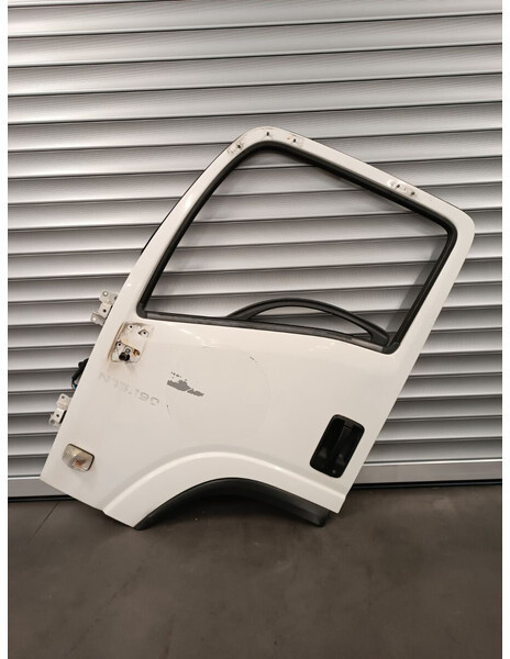 Isuzu LH - DRIVER - SX - LATO GUIDA - Uşă și piese pentru Camion: Foto 1 Isuzu LH - DRIVER - SX - LATO GUIDA - Uşă și piese pentru Camion: Foto 1