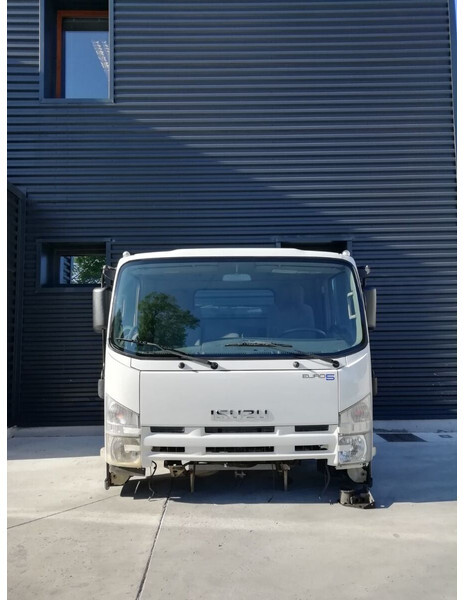 Isuzu NPR 85 "M - P - Q" - Cabină și interior pentru Camion: Foto 3 Isuzu NPR 85 "M - P - Q" - Cabină și interior pentru Camion: Foto 3