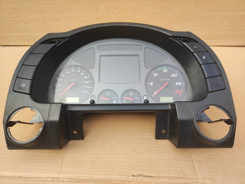 Iveco CLUSTER - DISPLAY - Tablou de bord pentru Camion: Foto 1 Iveco CLUSTER - DISPLAY - Tablou de bord pentru Camion: Foto 1