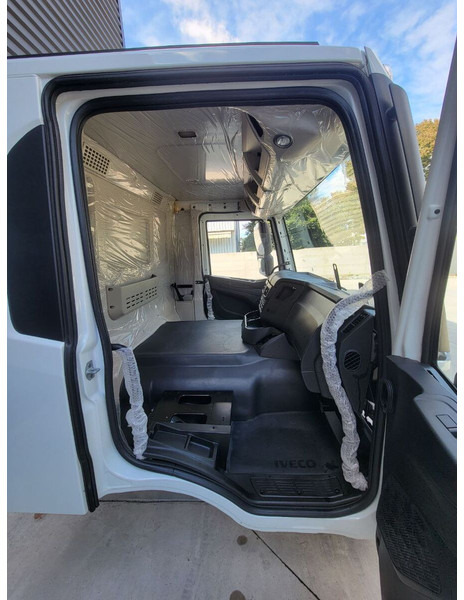Iveco X-Way S-Way T-Way - Cabină și interior pentru Camion: Foto 5 Iveco X-Way S-Way T-Way - Cabină și interior pentru Camion: Foto 5