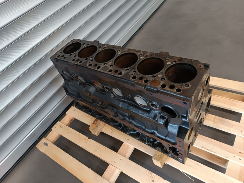 MAN TGL TGM - Blocul cilindrilor pentru Camion: Foto 3 MAN TGL TGM - Blocul cilindrilor pentru Camion: Foto 3