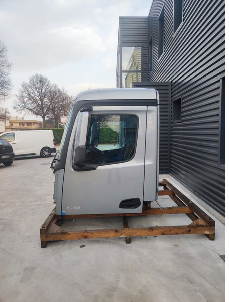 Cabină și interior pentru Camion Mercedes-Benz ANTOS AROCS " S TYPE " MP4: Foto 6