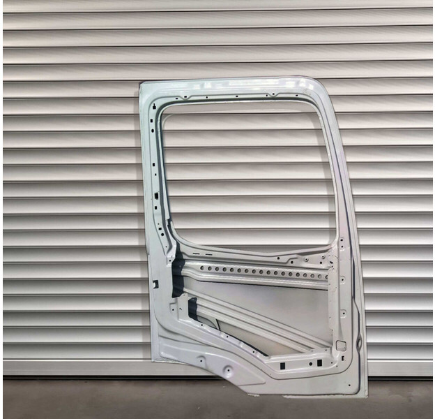 Mercedes-Benz Actros ,Arocs - Uşă și piese pentru Camion: Foto 2 Mercedes-Benz Actros ,Arocs - Uşă și piese pentru Camion: Foto 2