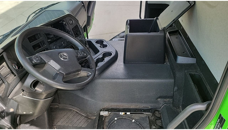 Mercedes-Benz S Actros - Arocs - Antos Classic Space - Cabină și interior pentru Camion: Foto 3 Mercedes-Benz S Actros - Arocs - Antos Classic Space - Cabină și interior pentru Camion: Foto 3