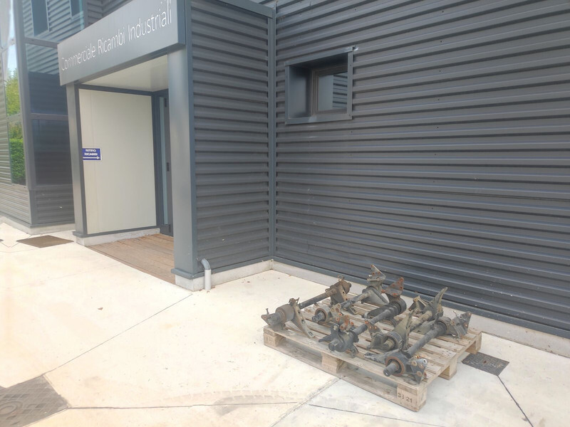 Renault MAXITY - Cabină și interior pentru Camion: Foto 1 Renault MAXITY - Cabină și interior pentru Camion: Foto 1