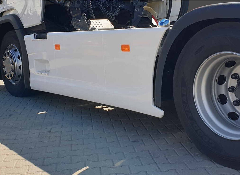 Scania S Serie E6 Sideskirts / Fairings - Aerodinamică/ Spoiler pentru Camion: Foto 5 Scania S Serie E6 Sideskirts / Fairings - Aerodinamică/ Spoiler pentru Camion: Foto 5