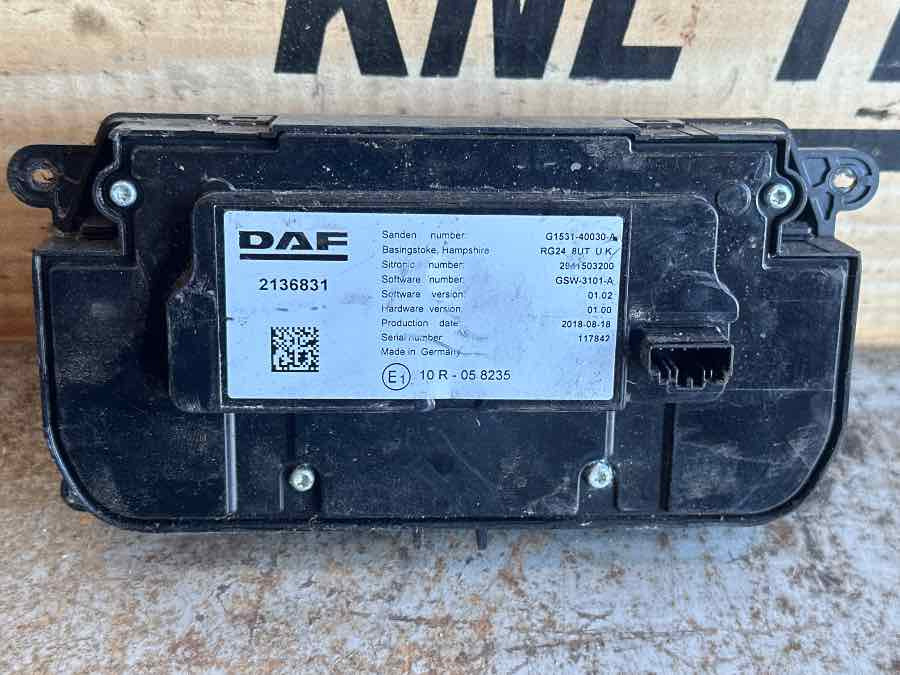 DAF CLIMA CONTROL 2136831 - Sistem electric pentru Camion: Foto 2 DAF CLIMA CONTROL 2136831 - Sistem electric pentru Camion: Foto 2