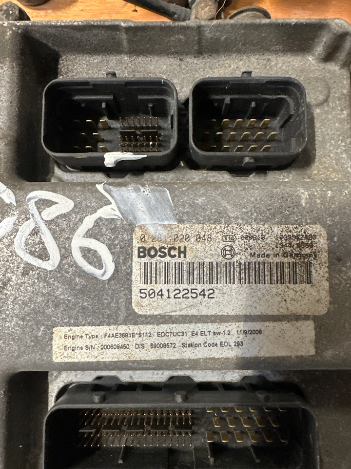 IVECO ECU 504122542 - Sistem electric pentru Camion: Foto 1 IVECO ECU 504122542 - Sistem electric pentru Camion: Foto 1