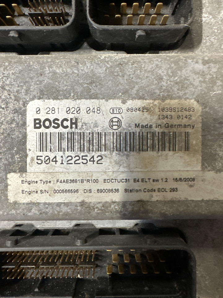 IVECO ECU 504122542 - Sistem electric pentru Camion: Foto 3 IVECO ECU 504122542 - Sistem electric pentru Camion: Foto 3