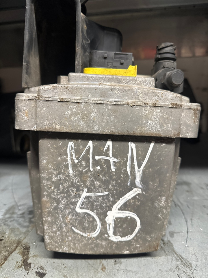 MAN ADBLUE PUMPE 81.15403-6138 - Sistem de alimentare combustibil pentru Camion: Foto 1 MAN ADBLUE PUMPE 81.15403-6138 - Sistem de alimentare combustibil pentru Camion: Foto 1
