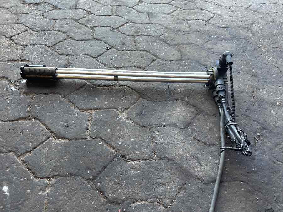 MAN FUEL SUCTION 81.27203-6020 - Sistem de alimentare combustibil pentru Camion: Foto 1 MAN FUEL SUCTION 81.27203-6020 - Sistem de alimentare combustibil pentru Camion: Foto 1