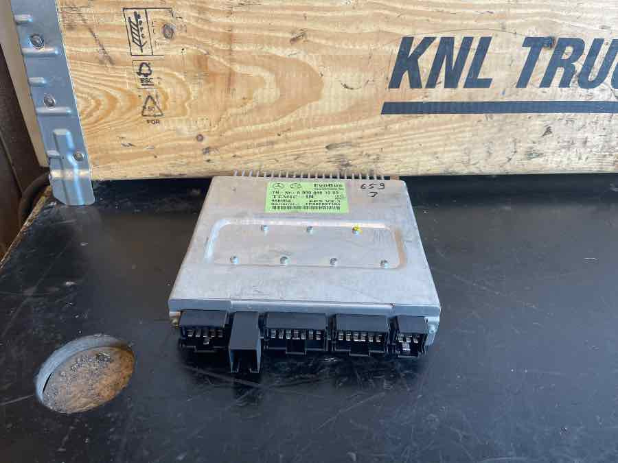 MERCEDES ECU TEMIC A0004461003 - Calculator de bord pentru Autobuz: Foto 1 MERCEDES ECU TEMIC A0004461003 - Calculator de bord pentru Autobuz: Foto 1