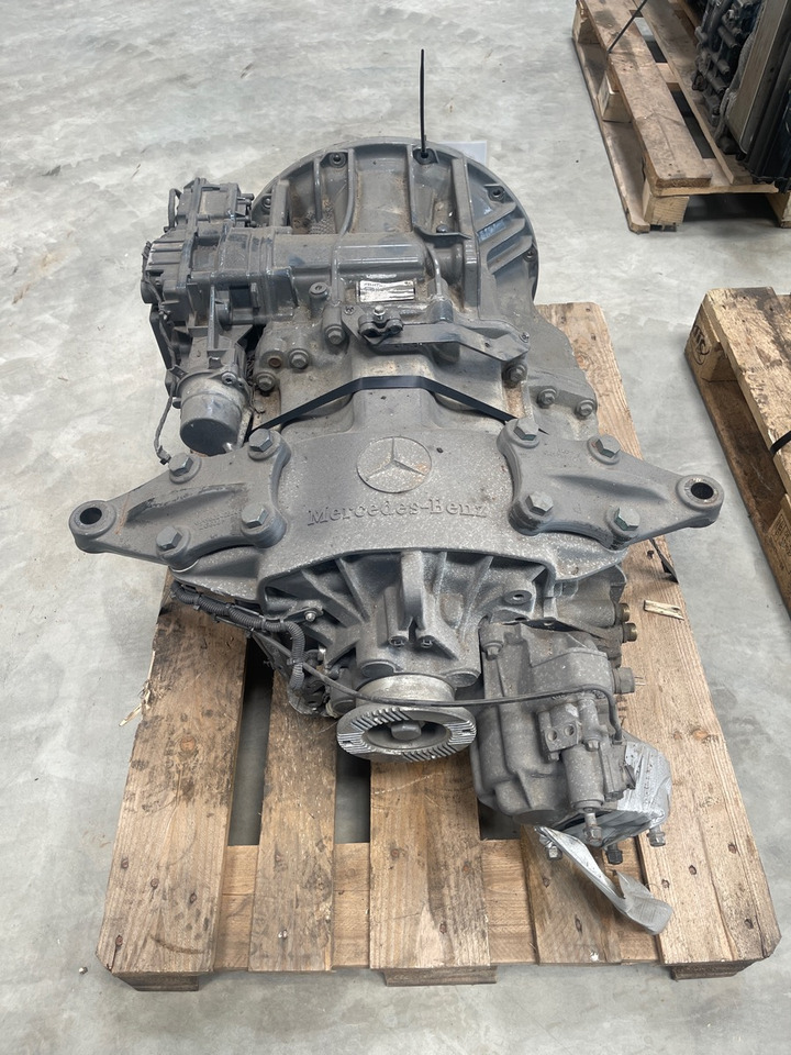 MERCEDES GEARBOX G140-8 // 715310 - Cutie de viteze pentru Camion: Foto 2 MERCEDES GEARBOX G140-8 // 715310 - Cutie de viteze pentru Camion: Foto 2