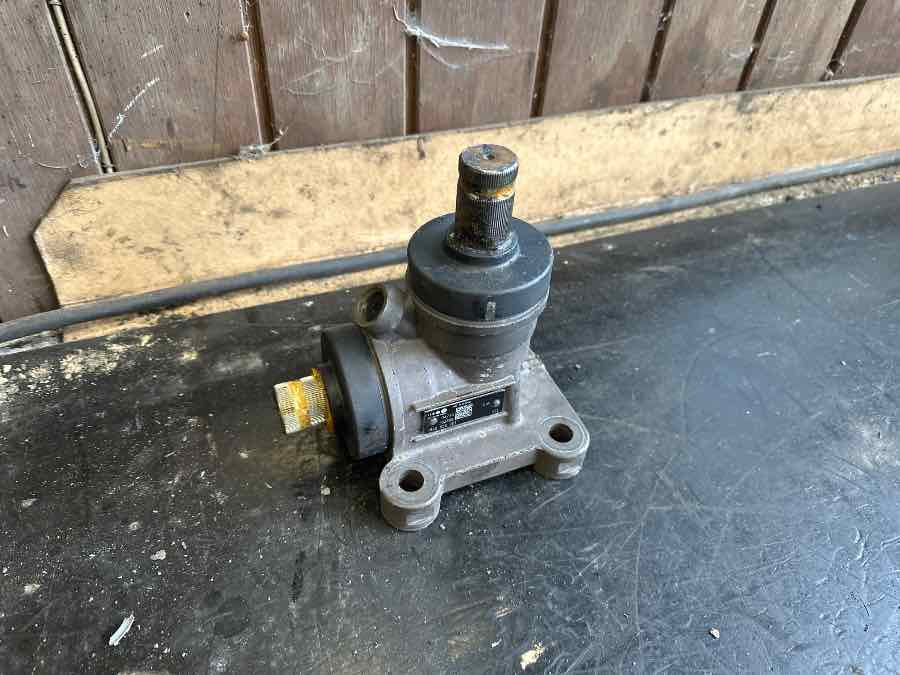 MERCEDES STEERING ANGLED A6294600025 - Servodirecţie pentru Autobuz: Foto 1 MERCEDES STEERING ANGLED A6294600025 - Servodirecţie pentru Autobuz: Foto 1