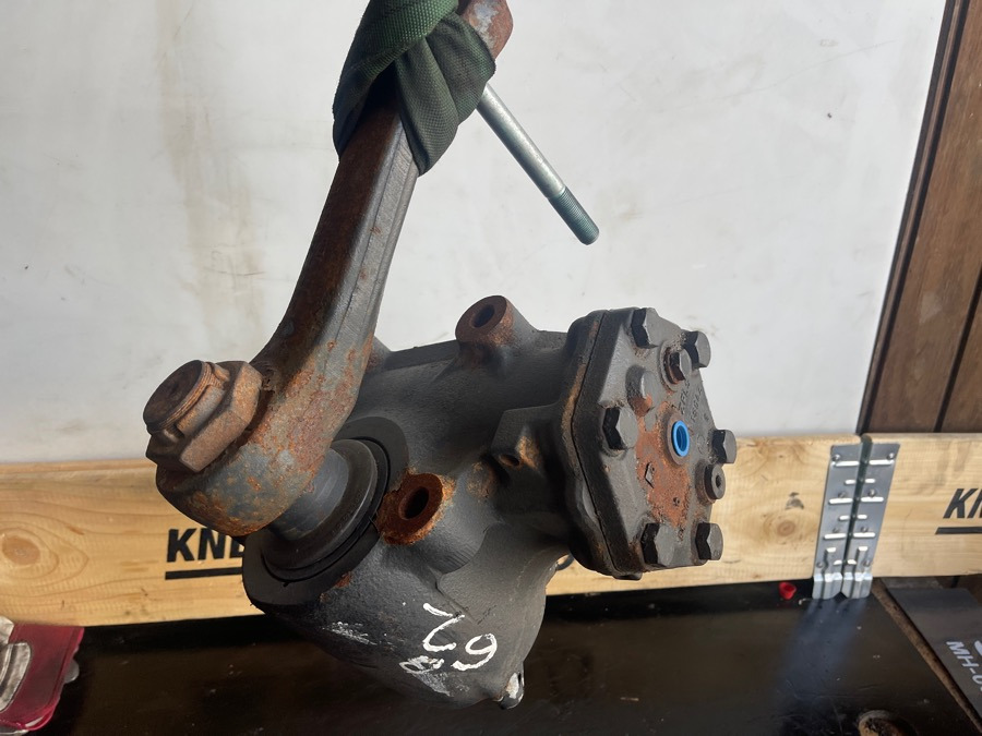 MERCEDES STEERING GEAR A9304602500 - Servodirecţie pentru Camion: Foto 1 MERCEDES STEERING GEAR A9304602500 - Servodirecţie pentru Camion: Foto 1