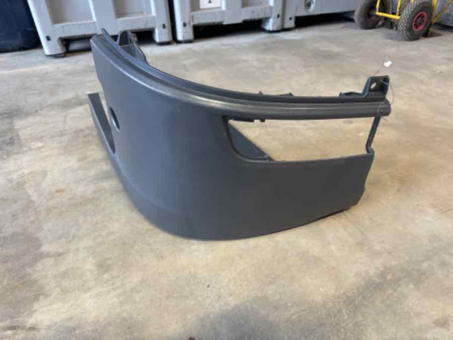 SCANIA BUMPER COVER CORNER RH 2731830 - Caroserie și exterior pentru Camion: Foto 1 SCANIA BUMPER COVER CORNER RH 2731830 - Caroserie și exterior pentru Camion: Foto 1
