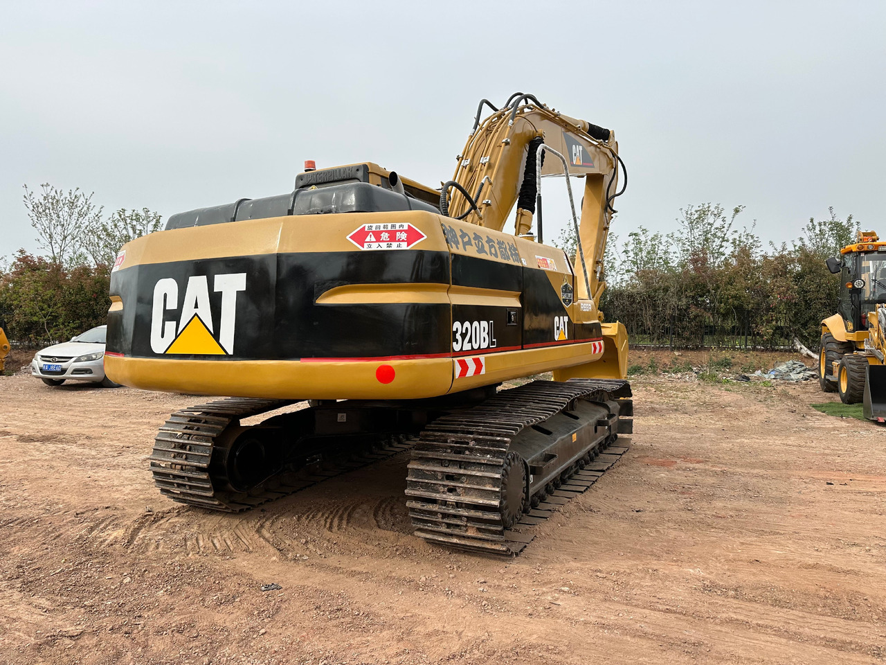 CAT 320BL crawler excavator - Excavator pe şenile: Foto 3 CAT 320BL crawler excavator - Excavator pe şenile: Foto 3