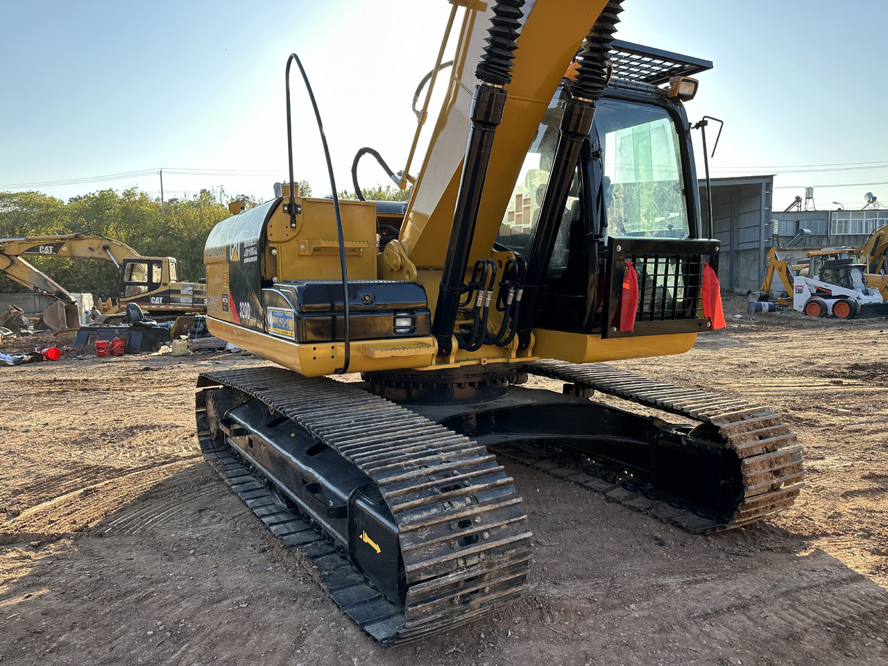 CAT 320D2L - Excavator pe şenile: Foto 4 CAT 320D2L - Excavator pe şenile: Foto 4