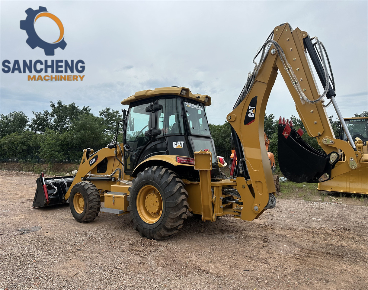 CAT 432F - Buldoexcavator: Foto 2 CAT 432F - Buldoexcavator: Foto 2