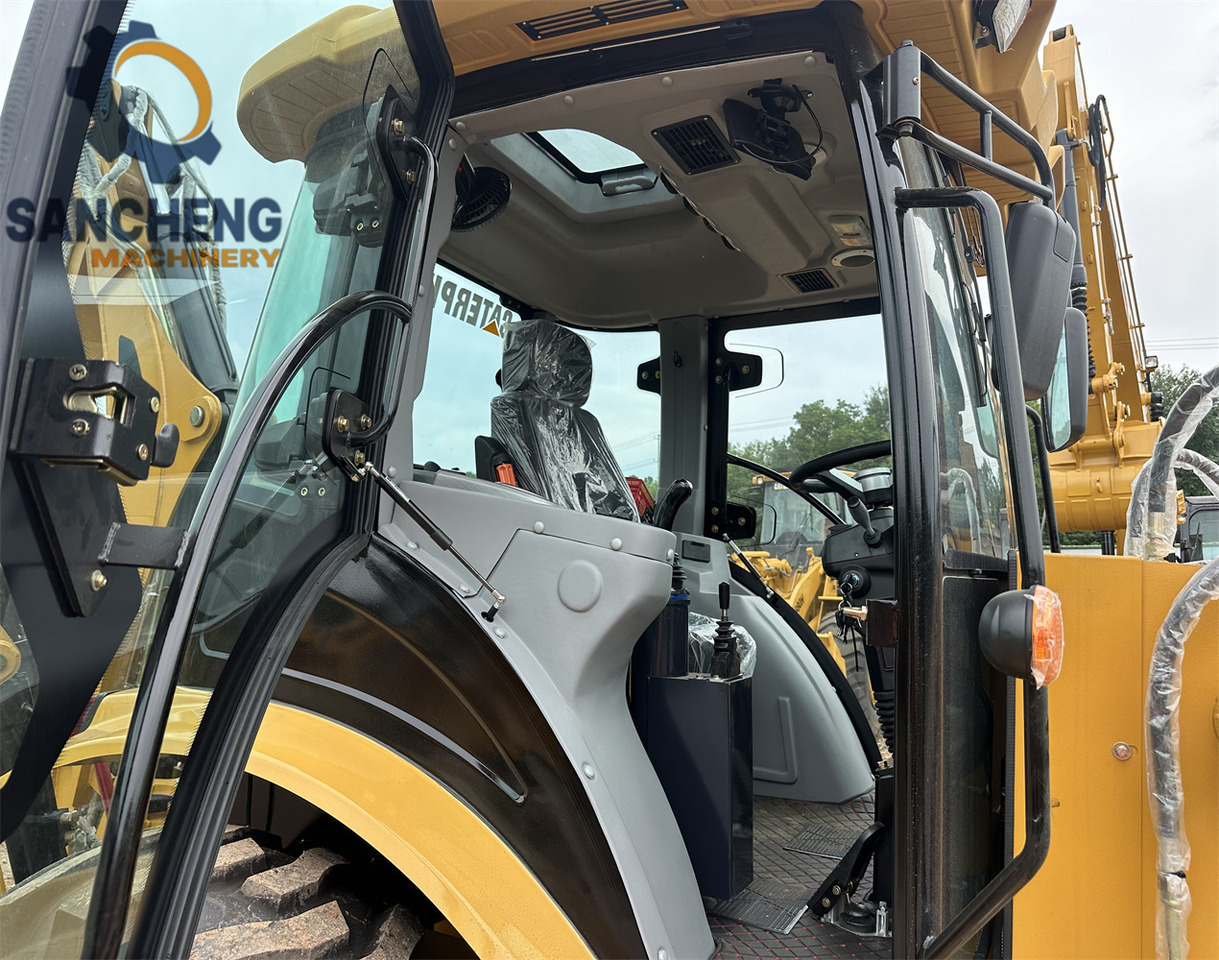 Buldoexcavator CAT 432F: Foto 8