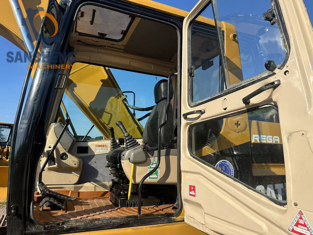 Excavator pe şenile CATERPILLAR 320B: Foto 10
