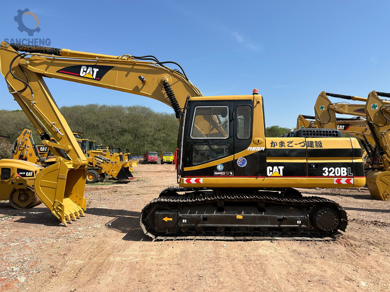 CATERPILLAR 320BL - Excavator pe şenile: Foto 1 CATERPILLAR 320BL - Excavator pe şenile: Foto 1