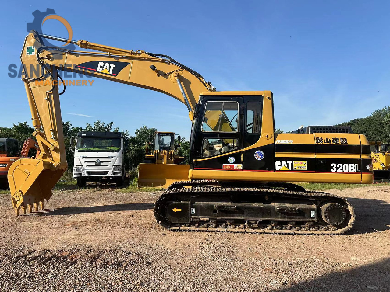 CATERPILLAR 320BL - Excavator pe şenile: Foto 1 CATERPILLAR 320BL - Excavator pe şenile: Foto 1