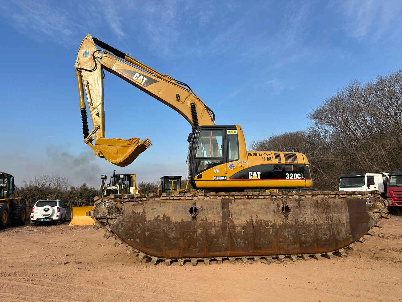 CATERPILLAR 320CL - Excavator plutitoare: Foto 3 CATERPILLAR 320CL - Excavator plutitoare: Foto 3