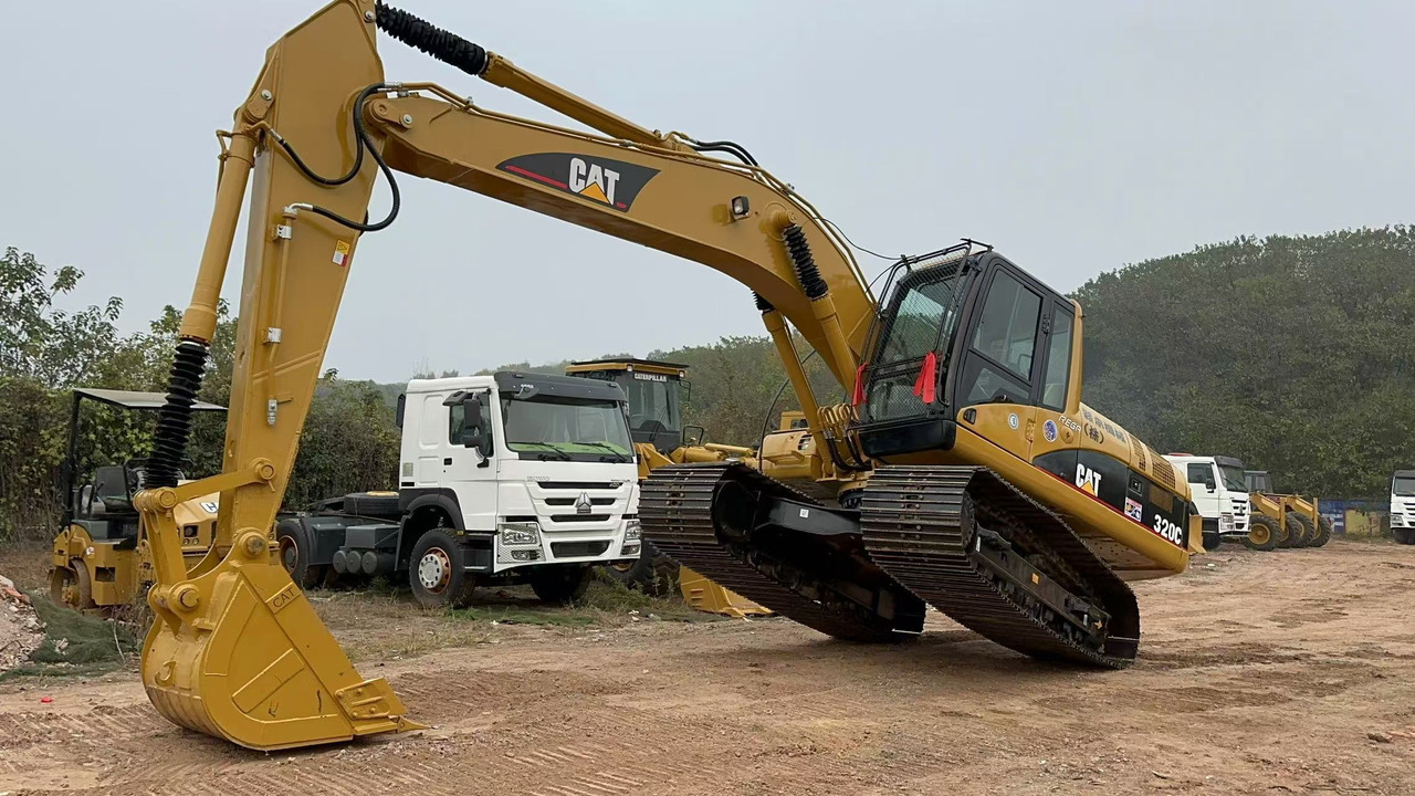 CATERPILLAR 320CL crawler excavator - Excavator pe şenile: Foto 5 CATERPILLAR 320CL crawler excavator - Excavator pe şenile: Foto 5