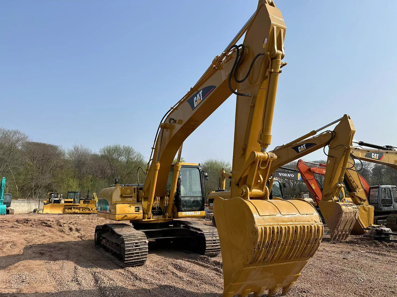 CATERPILLAR 325C - Excavator pe şenile: Foto 3 CATERPILLAR 325C - Excavator pe şenile: Foto 3