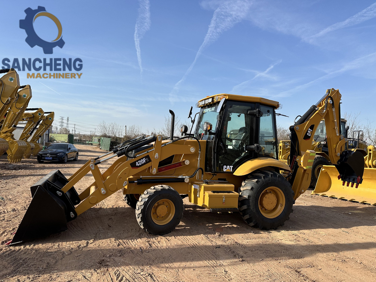 CATERPILLAR 420F2 - Buldoexcavator: Foto 1 CATERPILLAR 420F2 - Buldoexcavator: Foto 1