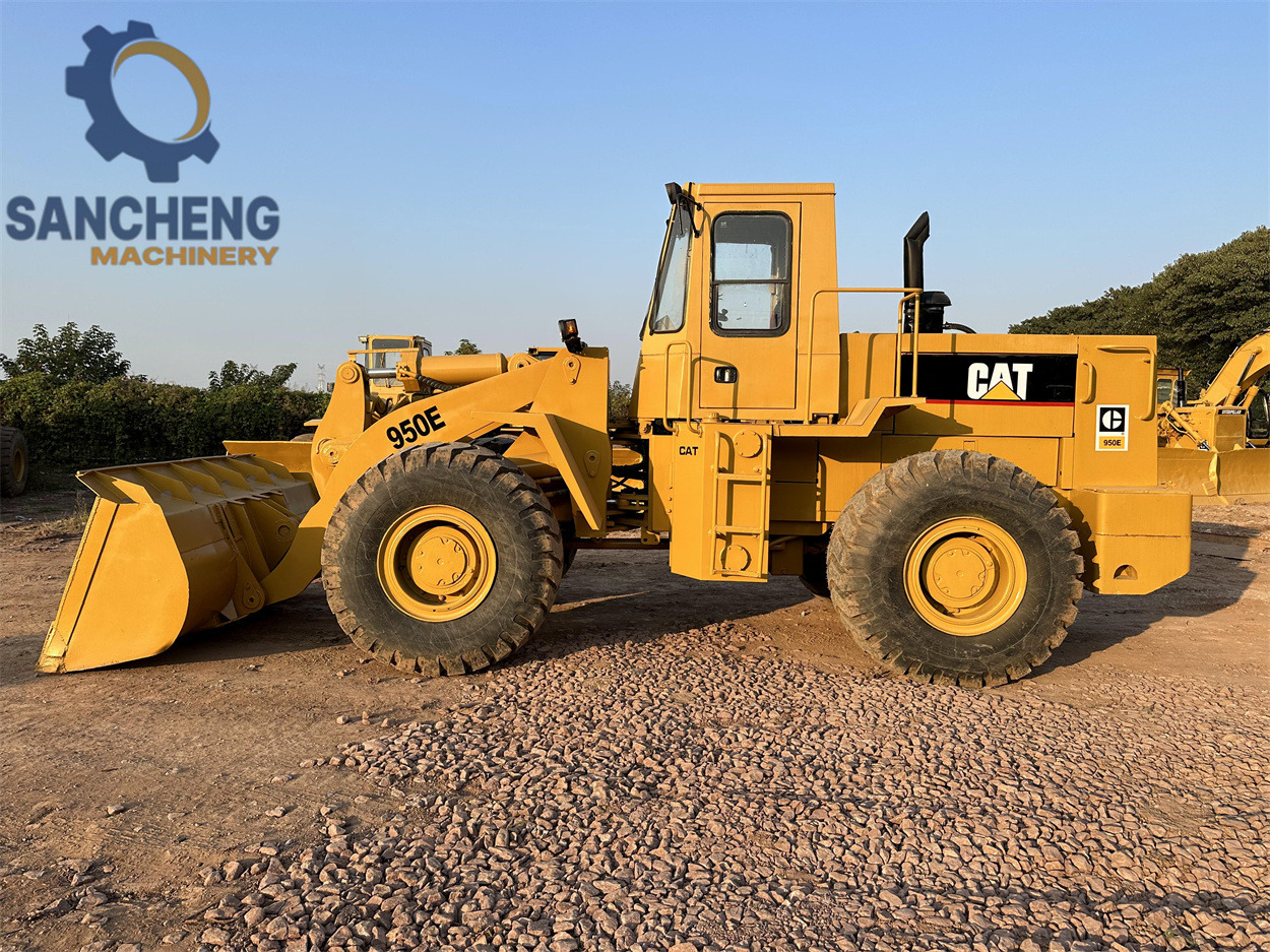 CATERPILLAR 950E - Încărcător frontal pe pneuri: Foto 5 CATERPILLAR 950E - Încărcător frontal pe pneuri: Foto 5