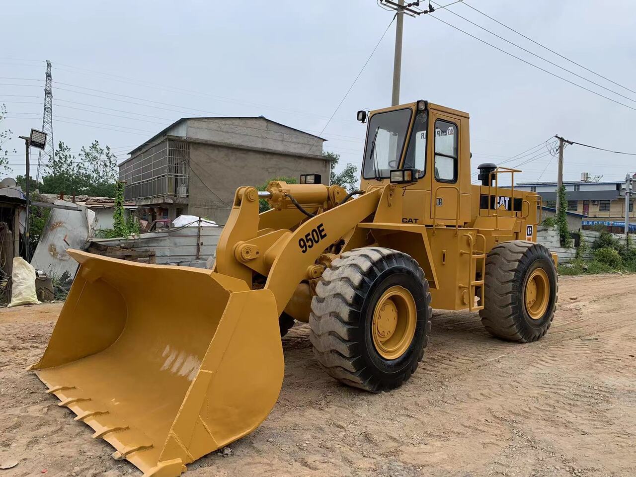 CATERPILLAR 950E - Încărcător frontal pe pneuri: Foto 5 CATERPILLAR 950E - Încărcător frontal pe pneuri: Foto 5