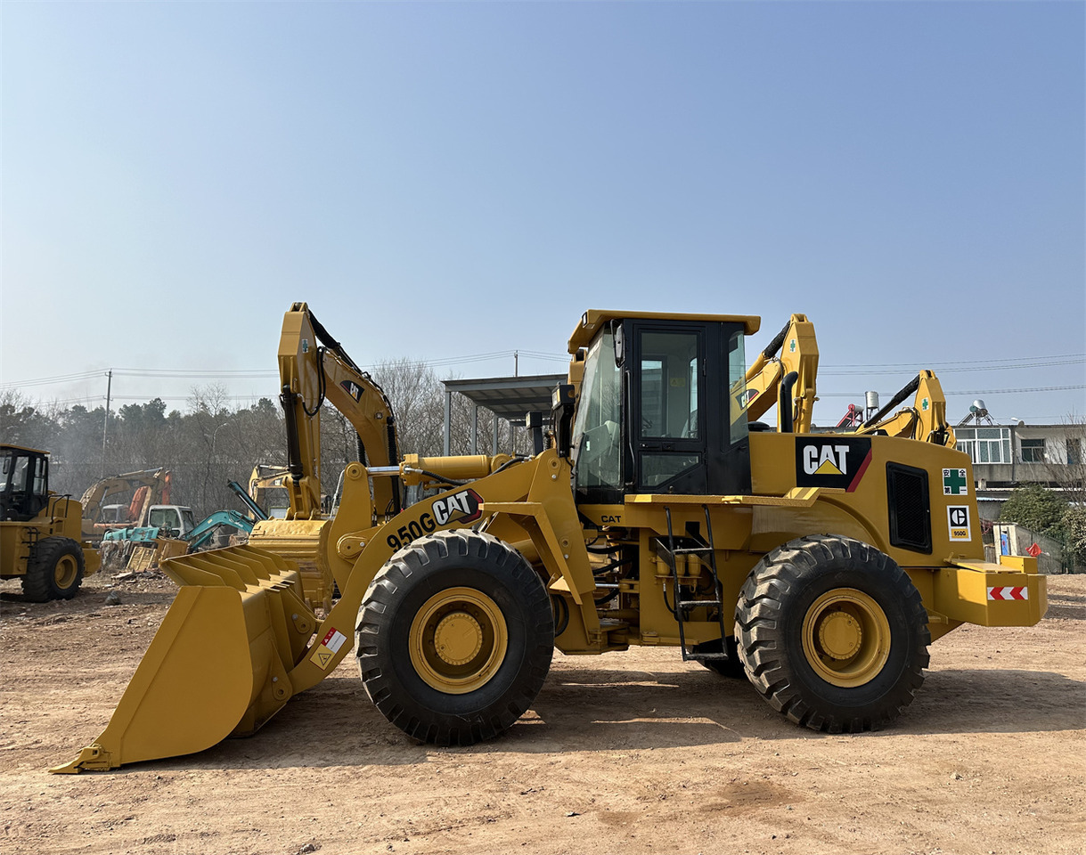 CATERPILLAR 950G - Încărcător frontal pe pneuri: Foto 4 CATERPILLAR 950G - Încărcător frontal pe pneuri: Foto 4