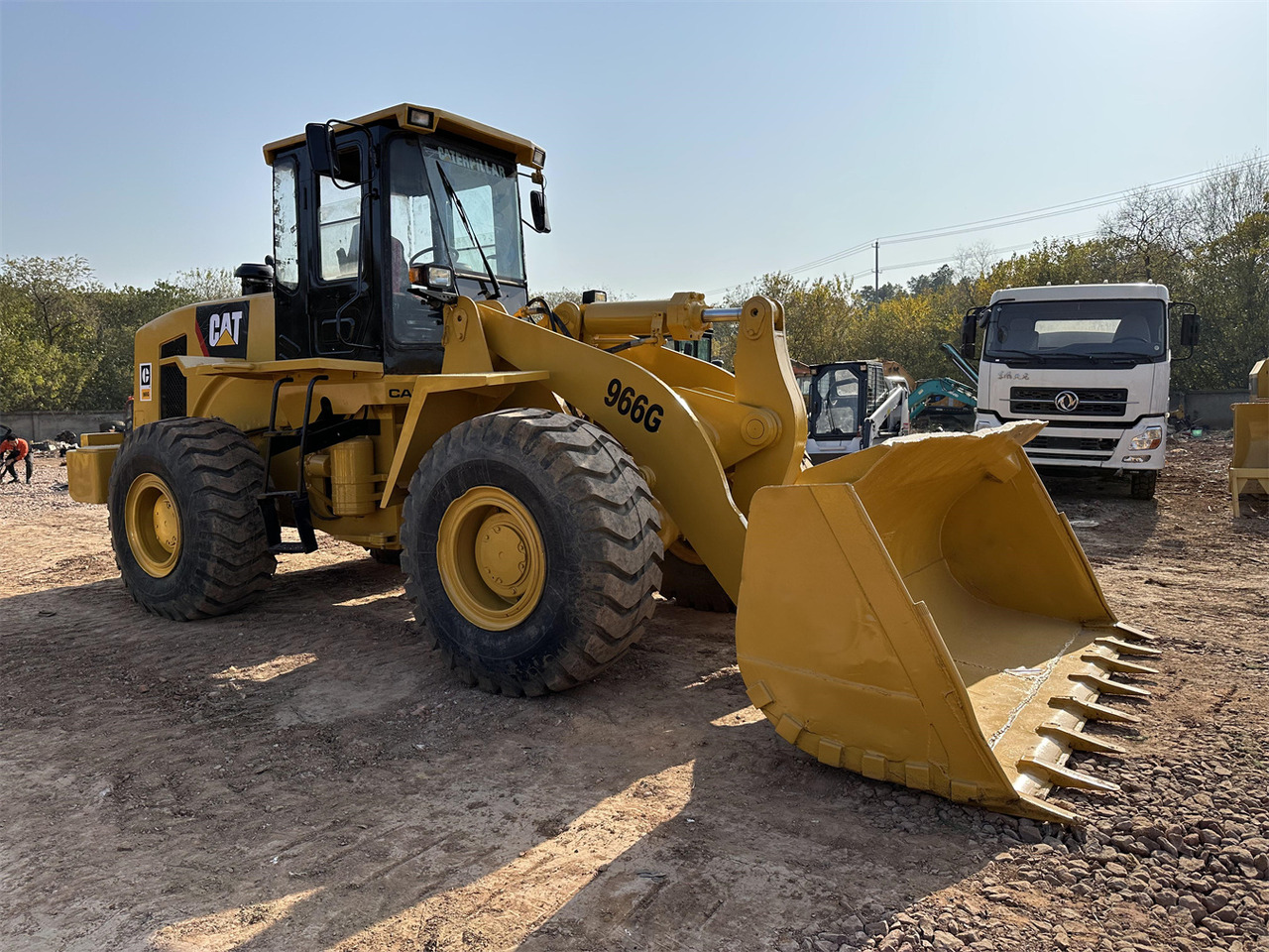 CATERPILLAR 966G - Încărcător frontal pe pneuri: Foto 1 CATERPILLAR 966G - Încărcător frontal pe pneuri: Foto 1